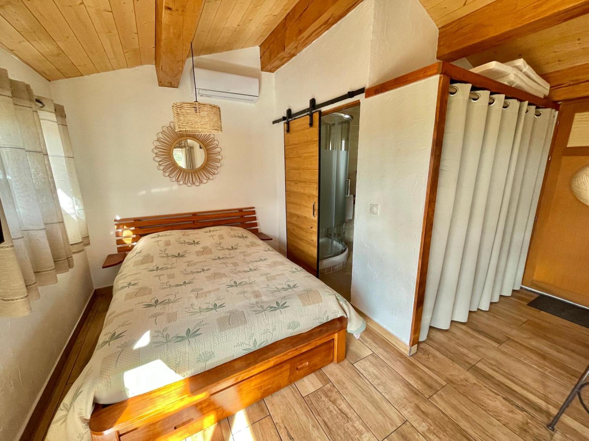 Gite De L'Auxineill Castelnou Ngoại thất bức ảnh